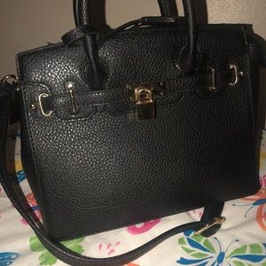 Women’s Black Handbag